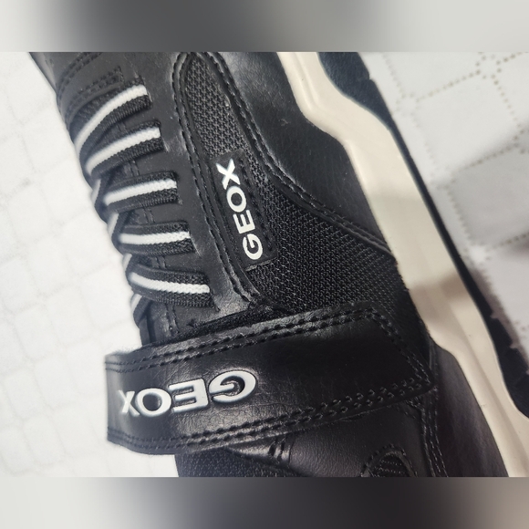 Geox new boys sneaker trainers 37 black white - Picture 3 of 4